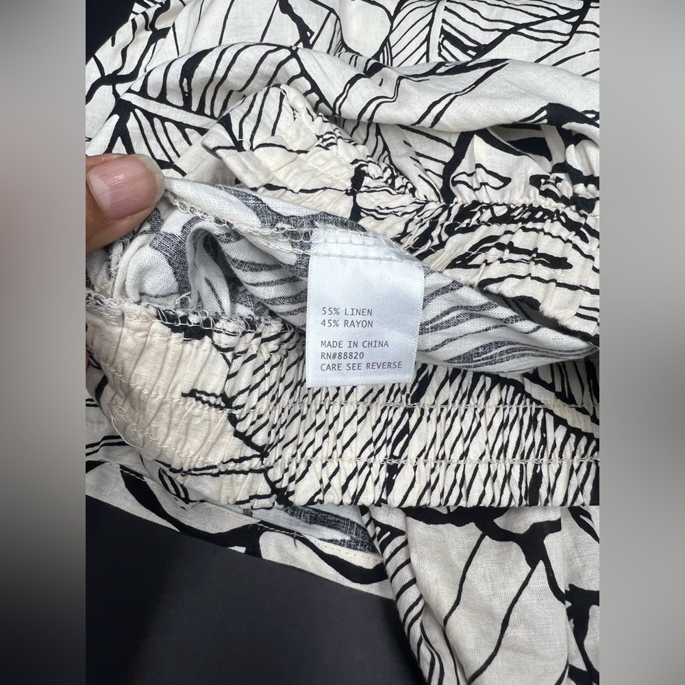 Rachel Zoe Black and White Leaf Print Wide-Leg pants, super fresh and comfy - Picture 8 of 11